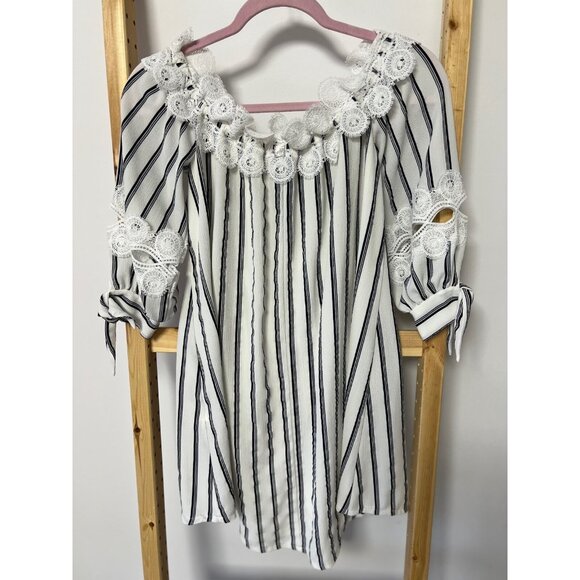 BSB Collection Striped Lace Crochet Dress Made in Greece ( 40 ) - Picture 3 of 3